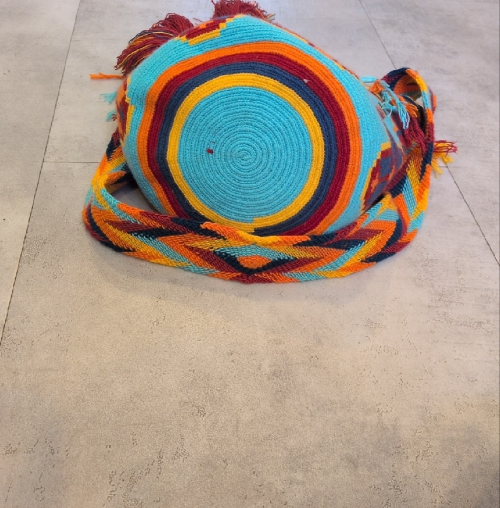 Handwoven Multicolor Wayuu-Style Bucket Bag - Bright Multicolor Summer Purse - Picture 7 of 10